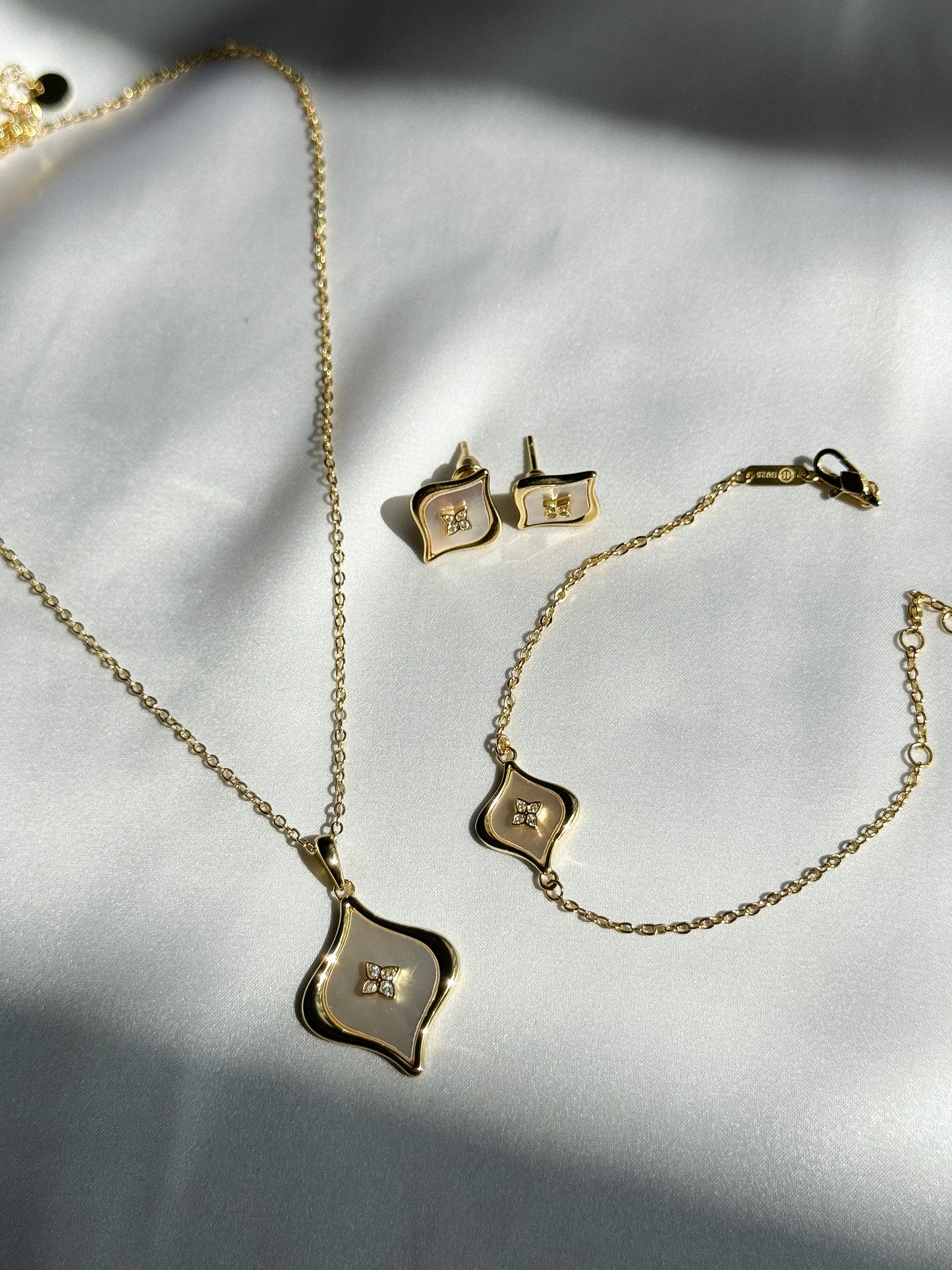 Elysian Bloom Gold Set